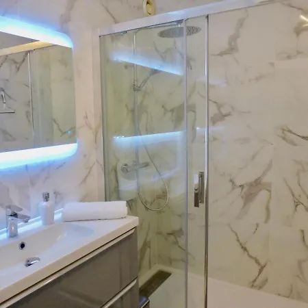 T2 Heliopolis Luxe New York Village Naturiste Cap D 아그